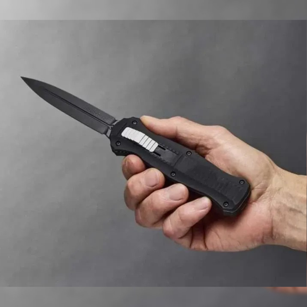 ⚡Last Day 70% OFF丨Butterfly 3300BK Infidel OTF Automatic Knife - Black/White D2 Plain Edge
