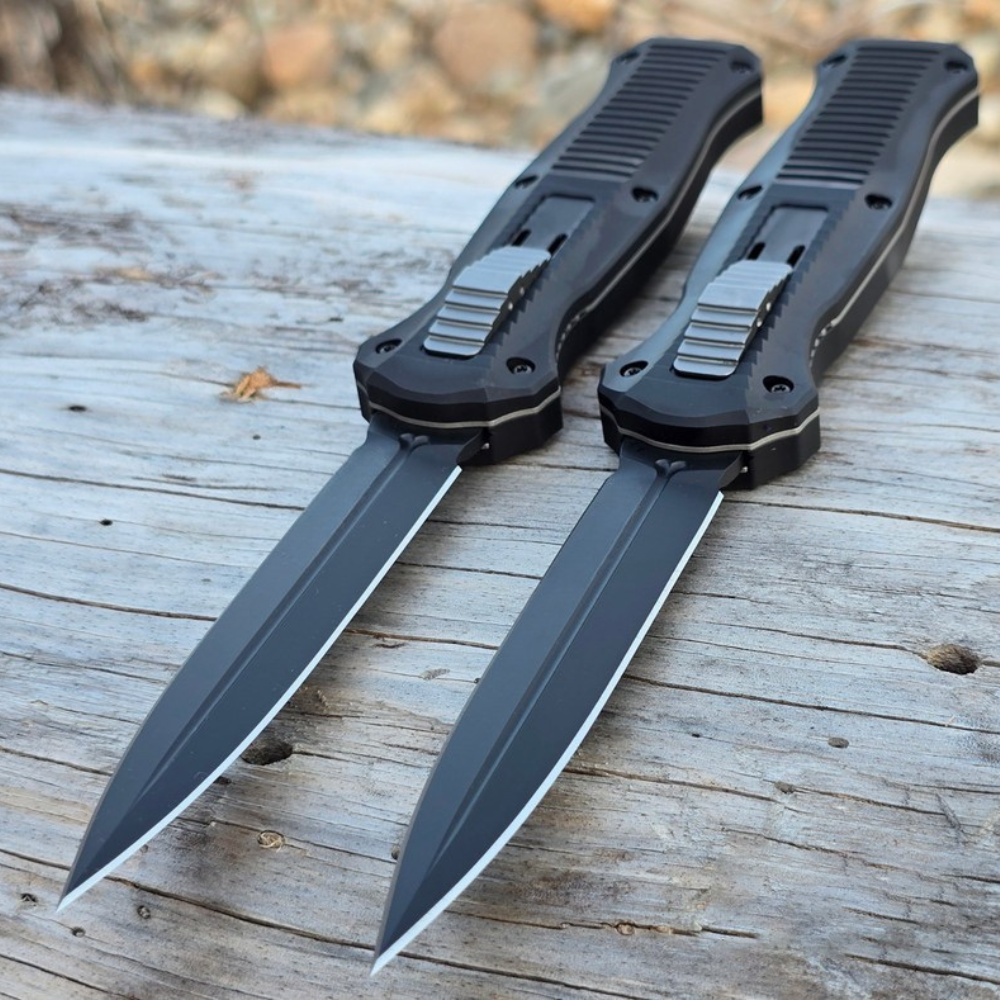 ⚡Last Day 70% OFF丨Butterfly 3300BK Infidel OTF Automatic Knife - Black/White D2 Plain Edge