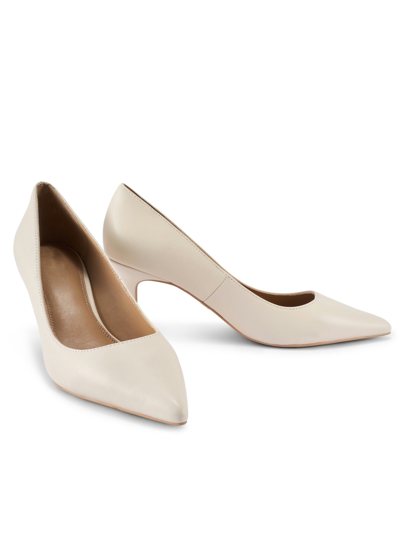 Cream leather women's pumps