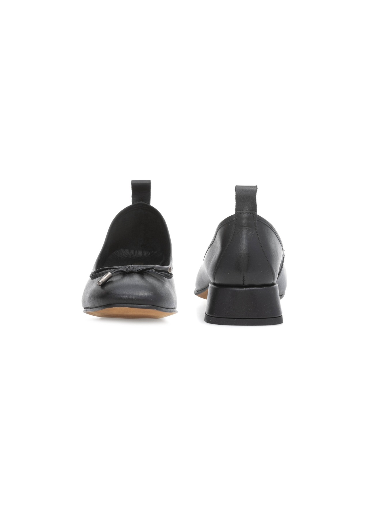 Black leather ballerinas with heels