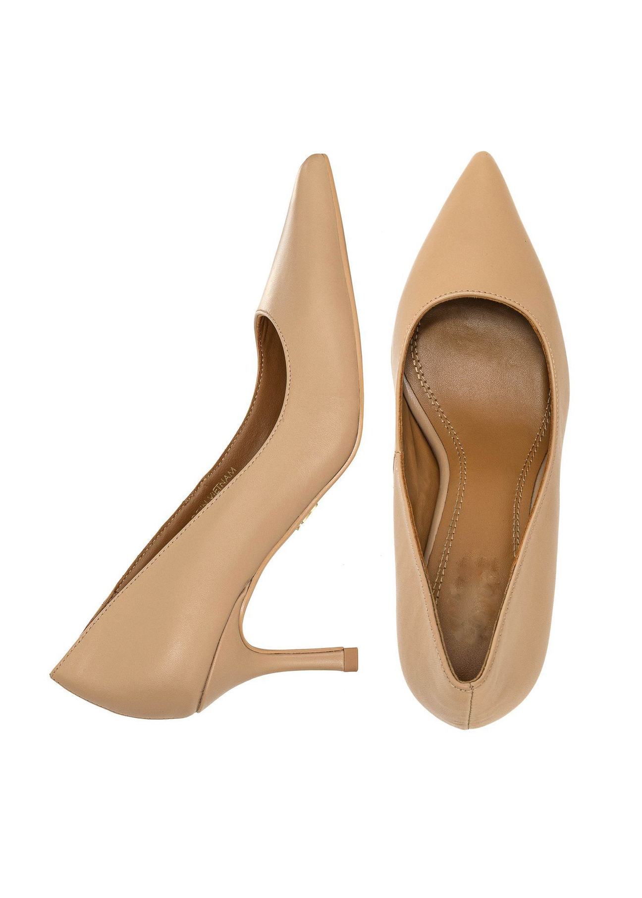 Beige leather women's pumps