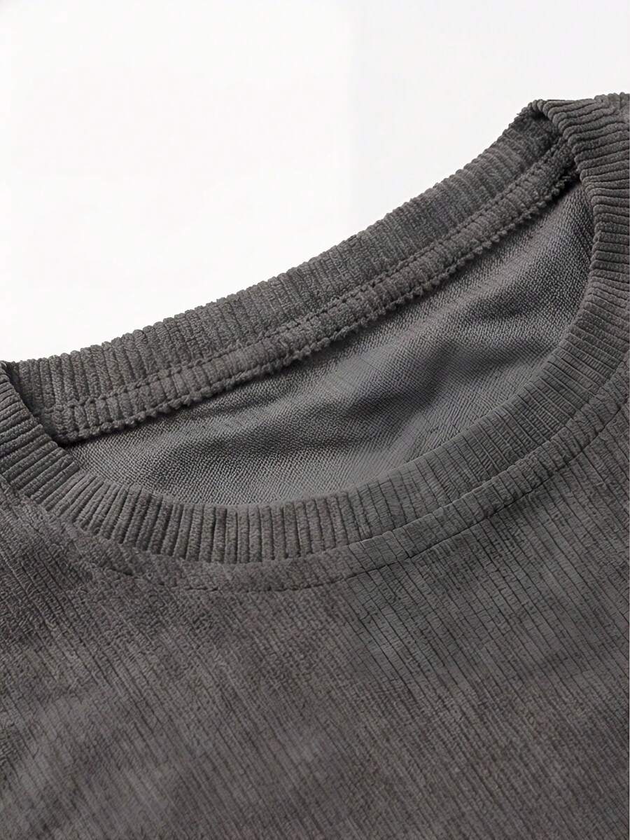 Men's Casual Loose Fit Round Neck Short Sleeve T-Shirt