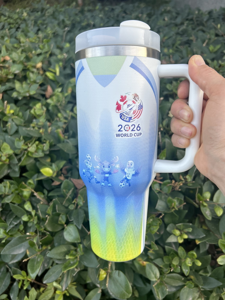 ⚽ Premium 40oz Insulated Soccer Fan Tumbler with Handle