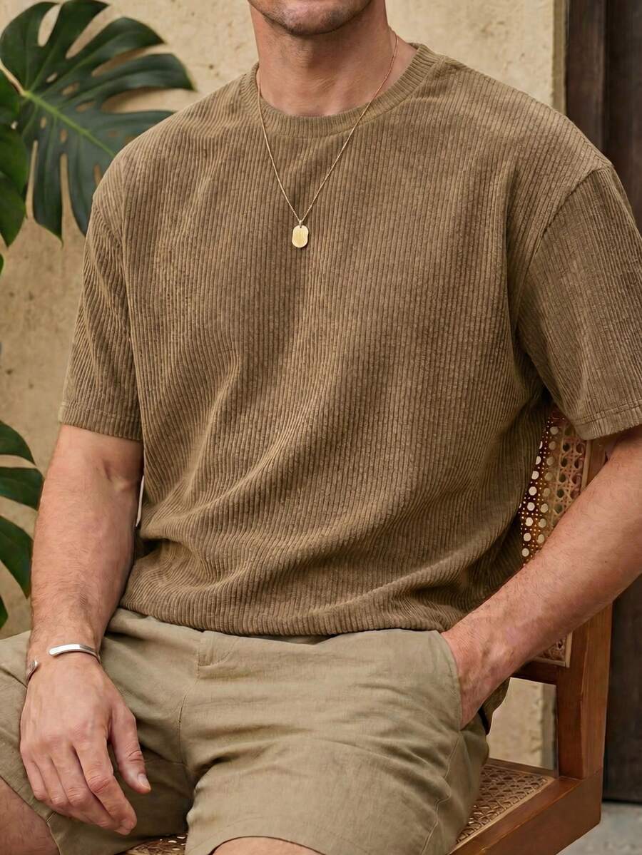 Men's Casual Loose Fit Round Neck Short Sleeve T-Shirt