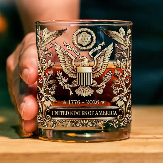 USA 250 Years Anniversary Military Tribute Whisky Decanter | Patriotic 1776–2026 Whiskey Bottle 684210