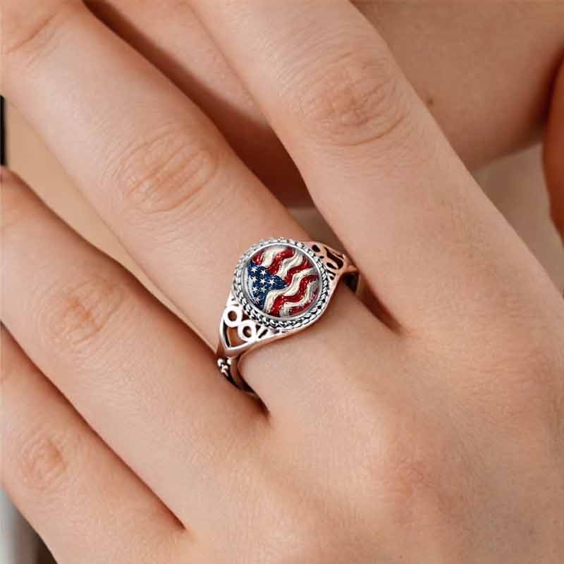 Patriotic Wavy US Flag Glass Cabochon Silver Ring