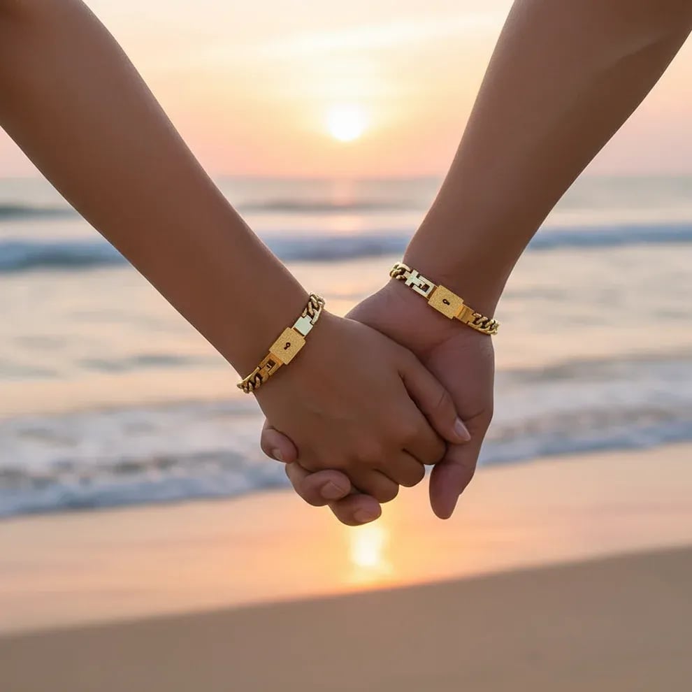💞 Heart Lock & Key Couple Bracelet Set – A Love That Never Fades