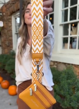 Annouvation👍Essential for travel-Phone Strap with Zippered Pouch🎉Buy 3 Save 20%&Free Shipping