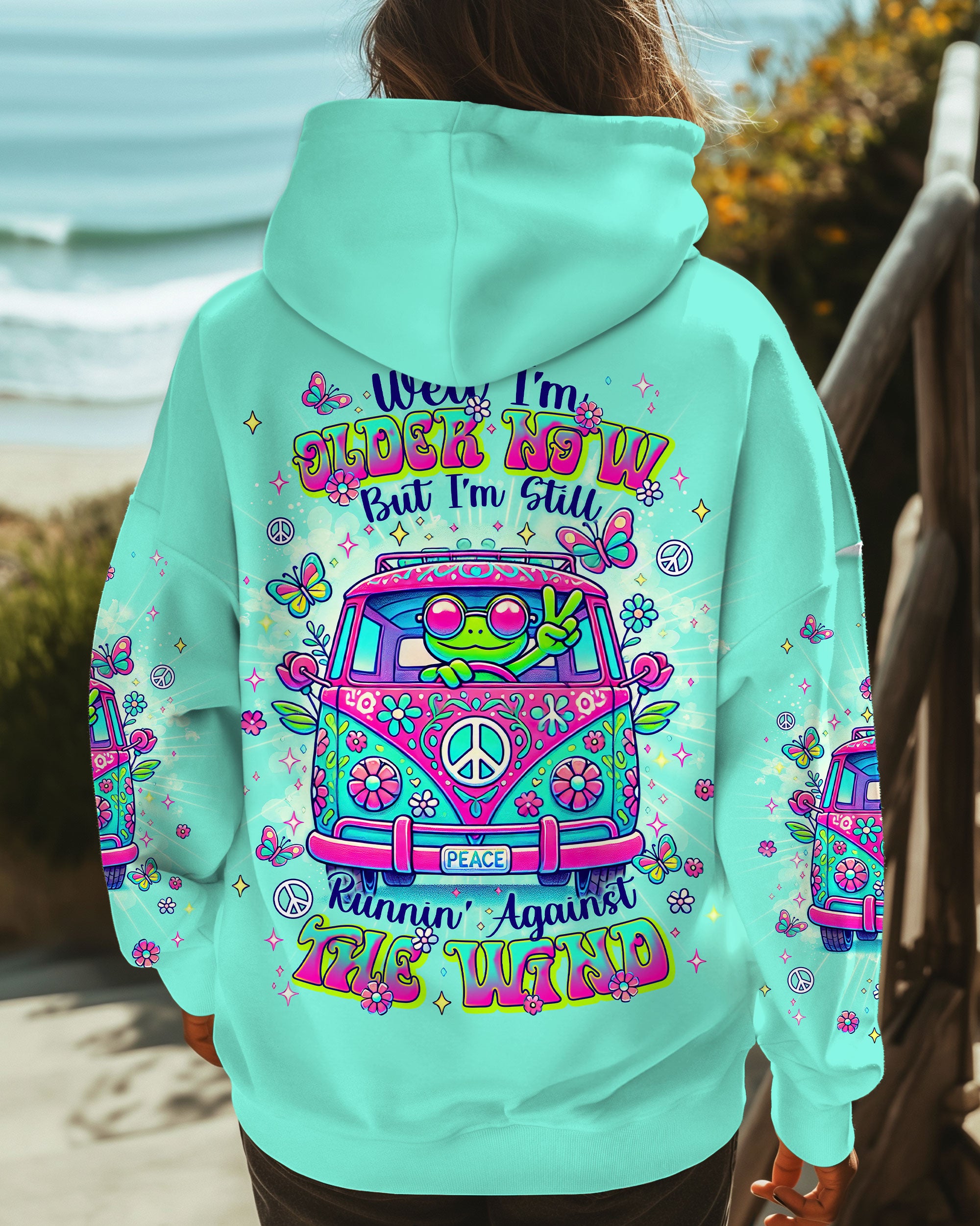 RUNNING AGAINST THE WIND BUS FROG ALL OVER PRINT - TLNT1112243