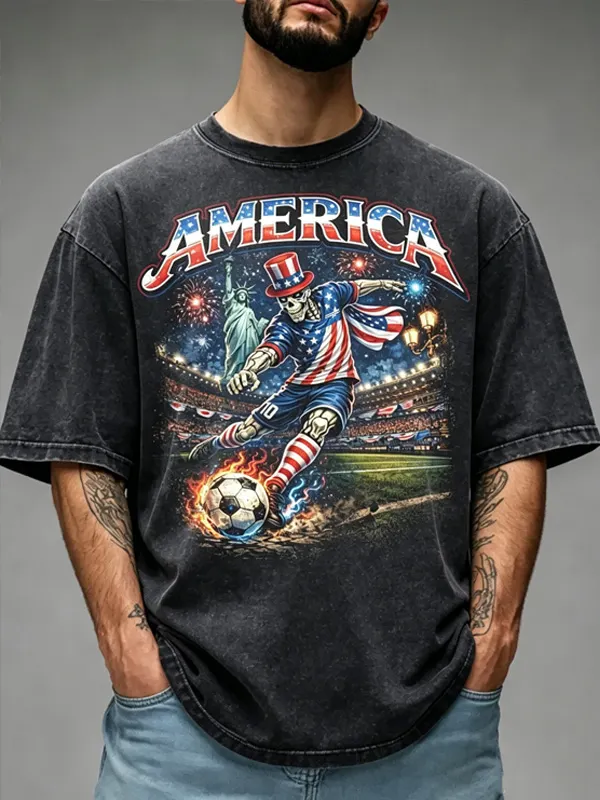 Men's America Skeleton Soccer Player Vintage Art Print T-Shirt