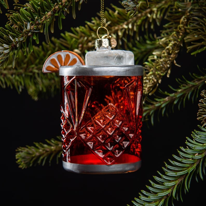 🔥Last 4 hours 57% OFF -🥃Whiskey Cocktail Christmas Ornament