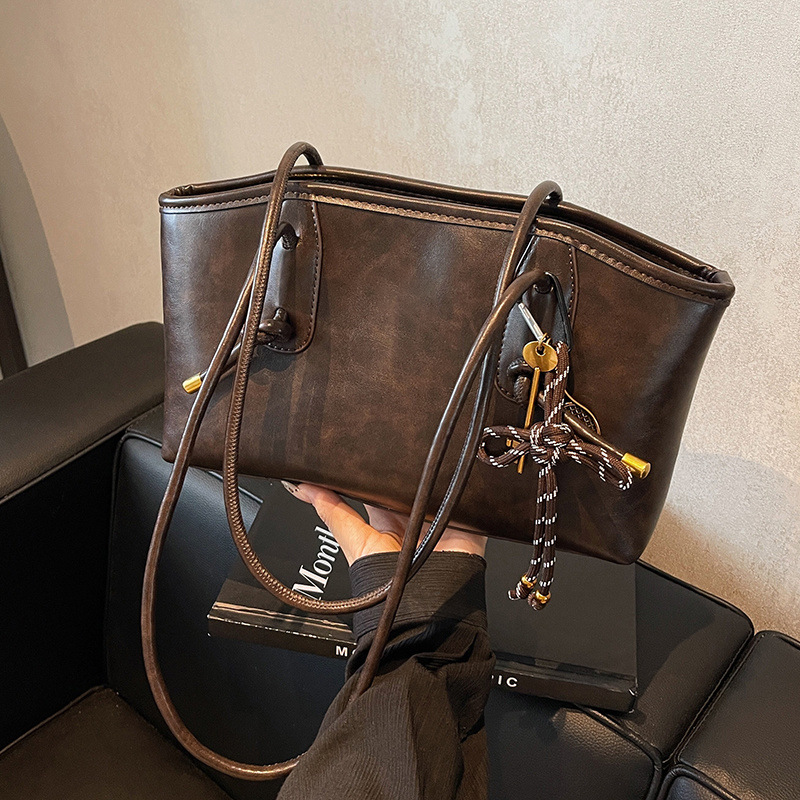 👜 50% OFF NOW! ✨ Women's Vintage PU Leather Shoulder Bag – Elegant Design, Spacious & Perfect for Daily Use 🌸