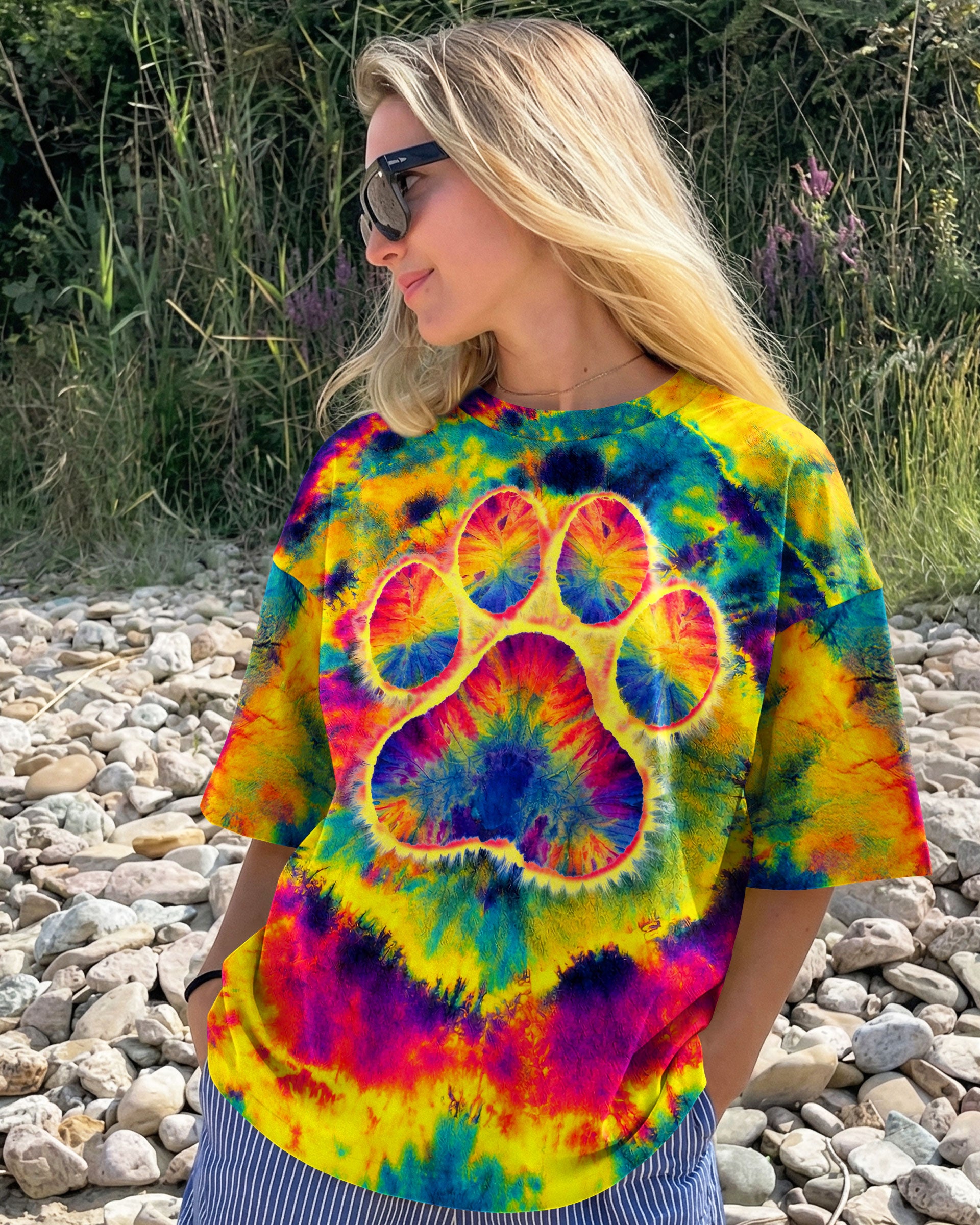 PAW PRINT COLORFUL SWIRL ALL OVER PRINT - TLNT1512251