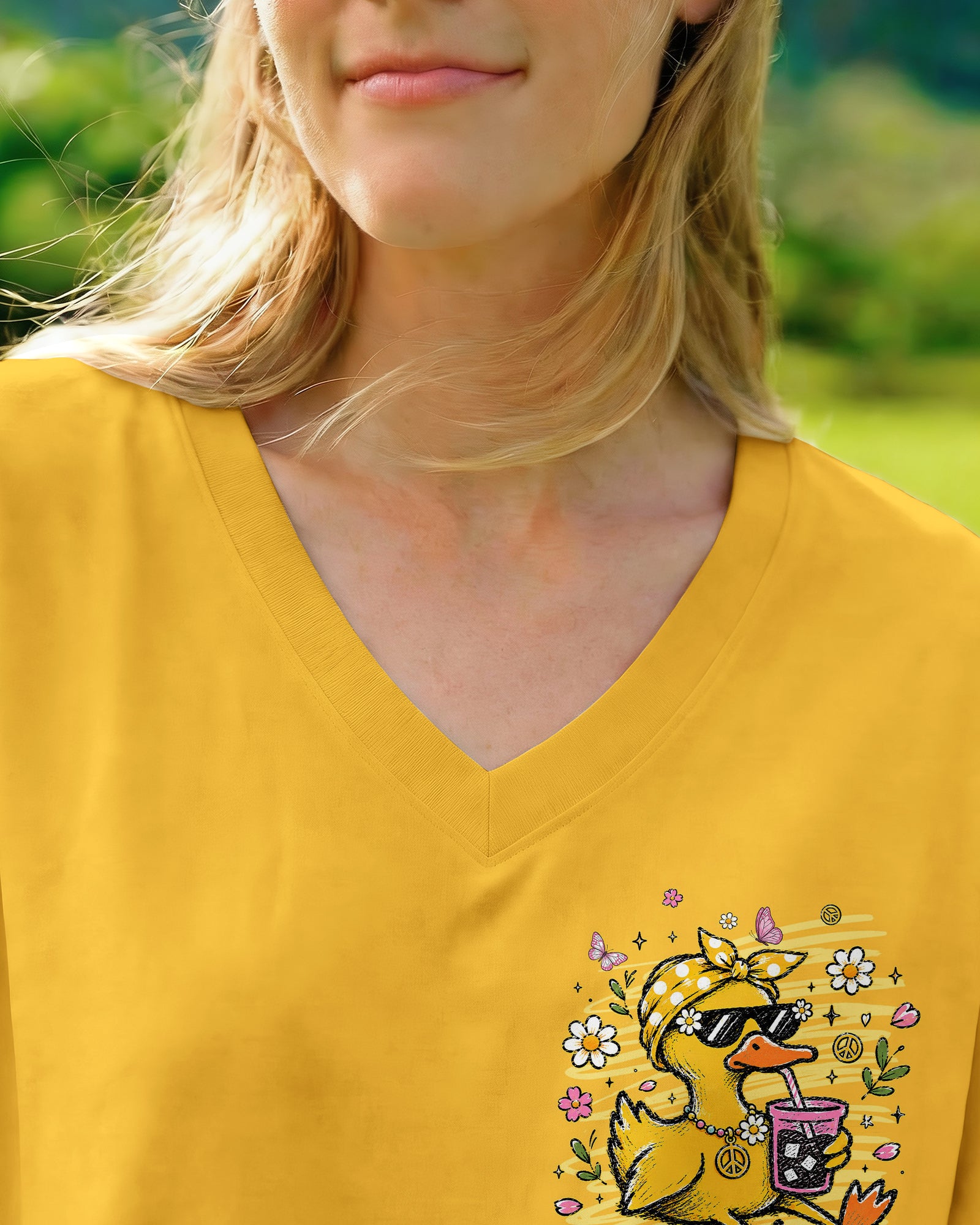 HANG IN THERE DUCK ALL OVER PRINT - TLNT0106263