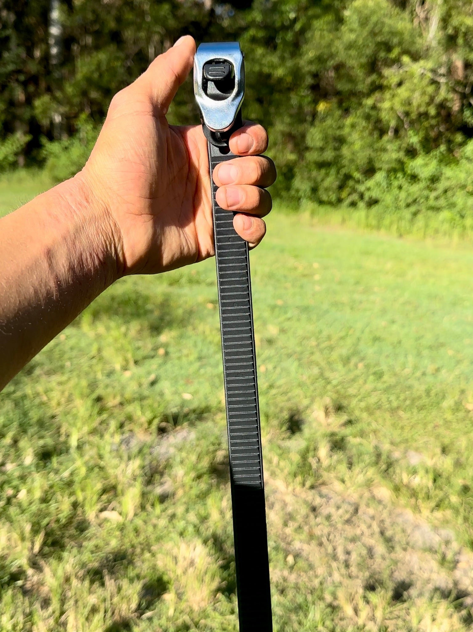 🔥Ultimate Heavy-Duty Grip Lock Strap – Secure Anything, Anywhere!
