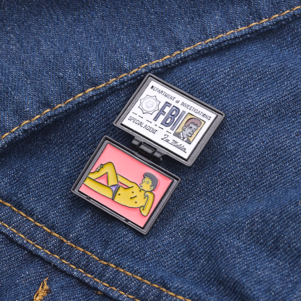 🔥LAST DAY 50% OFF - 🤣Flip-Cover Funny Pin📌