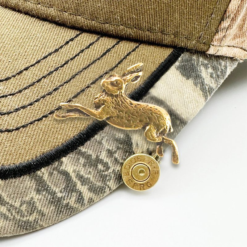 Hunter hat clip
