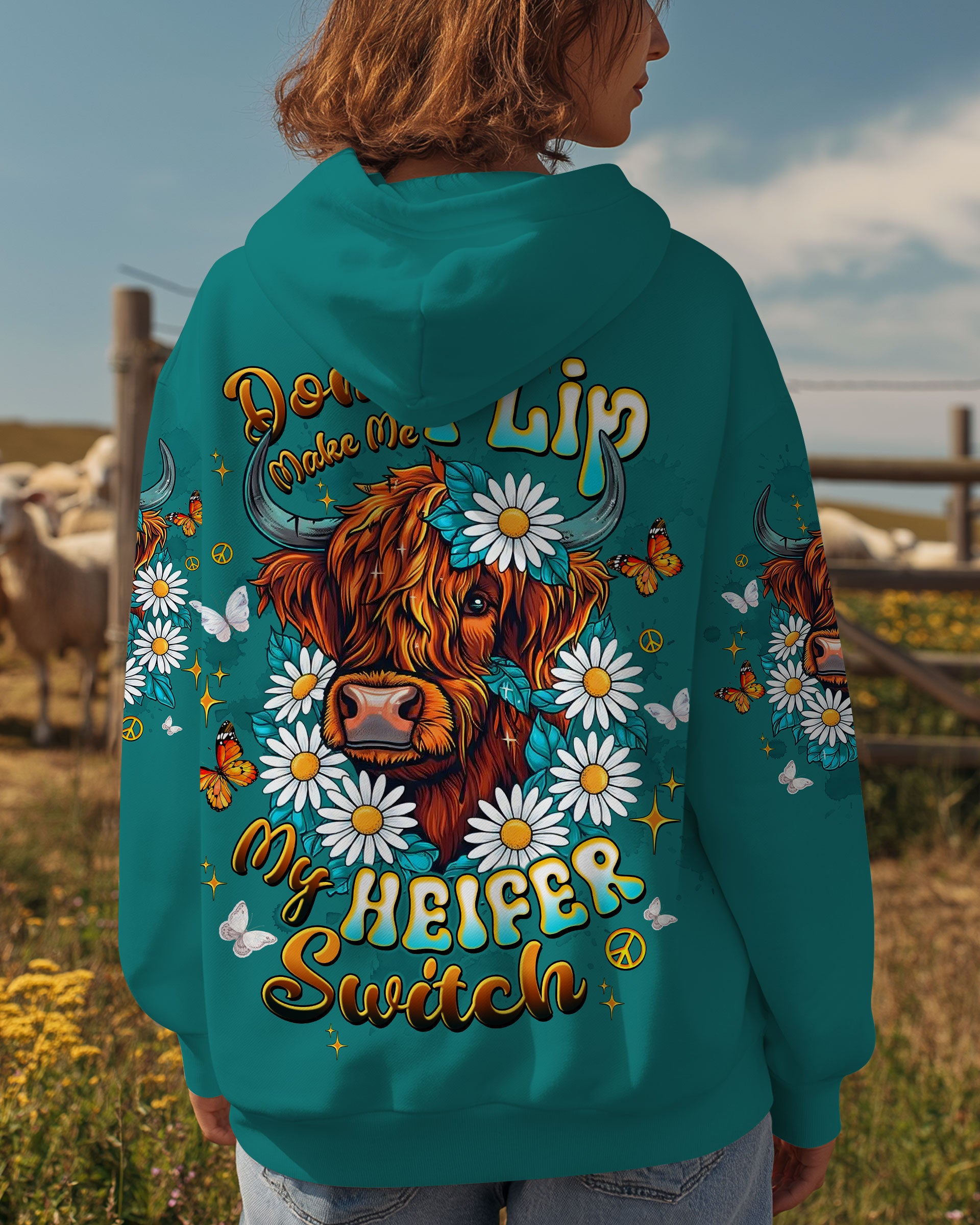 HEIFER SWITCH COW DAISIES ALL OVER PRINT - TLTW2910251