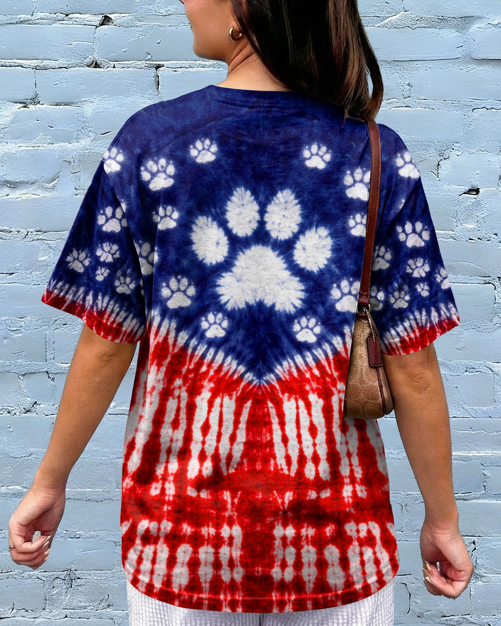 PAW PRINT AMERICAN FLAG V SWIRL ALL OVER PRINT - TLTW1803263