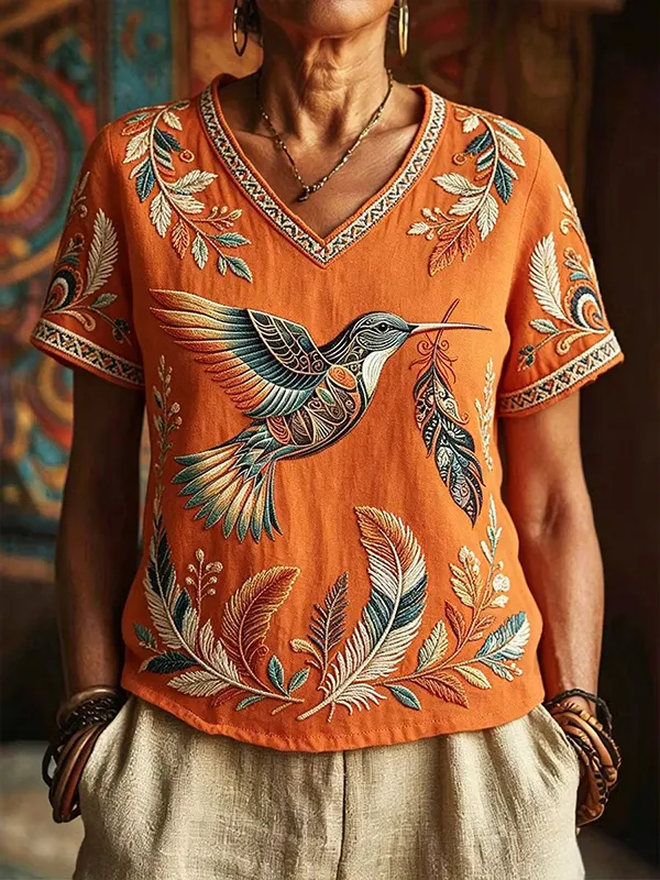 Women's Vintage Plants Hummingbird Printed Casual V Neck T-Shirt