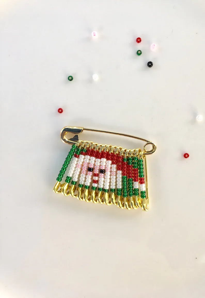 🔥Black Friday Sale: Save $10-🎄Holiday Charm Beaded Pin Collection