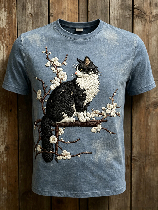 Men's Bicolor Cat and Floral Print Casual T-Shirt
