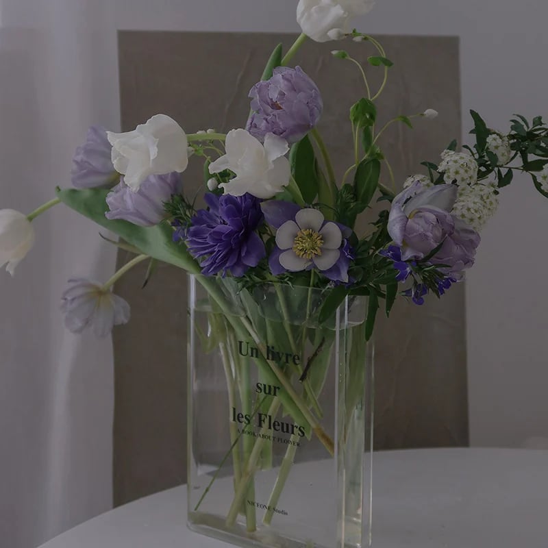 🔥LAST DAY 50% OFF - 📚💐💕Book Vase: Books About Flowers