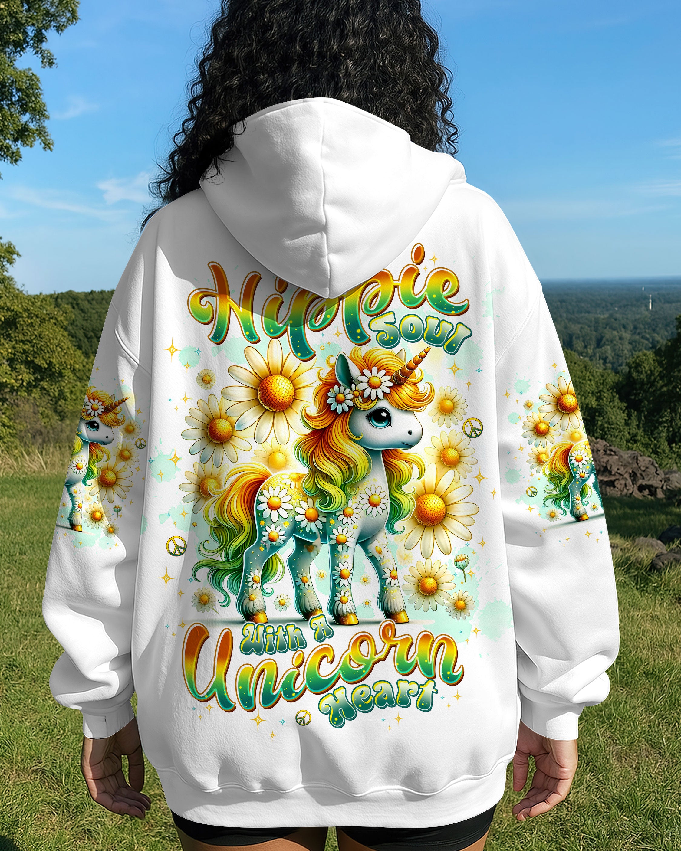 HIPPIE SOUL WITH A UNICORN HEART ALL OVER PRINT - TLTW1107253