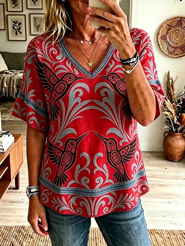 Women's Tribal Hummingbird Scroll Art Print Casual V Neck T-Shirt