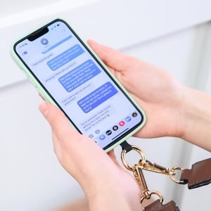 🔥Last Day 49% OFF - Phone Strap with Zippered Pouch