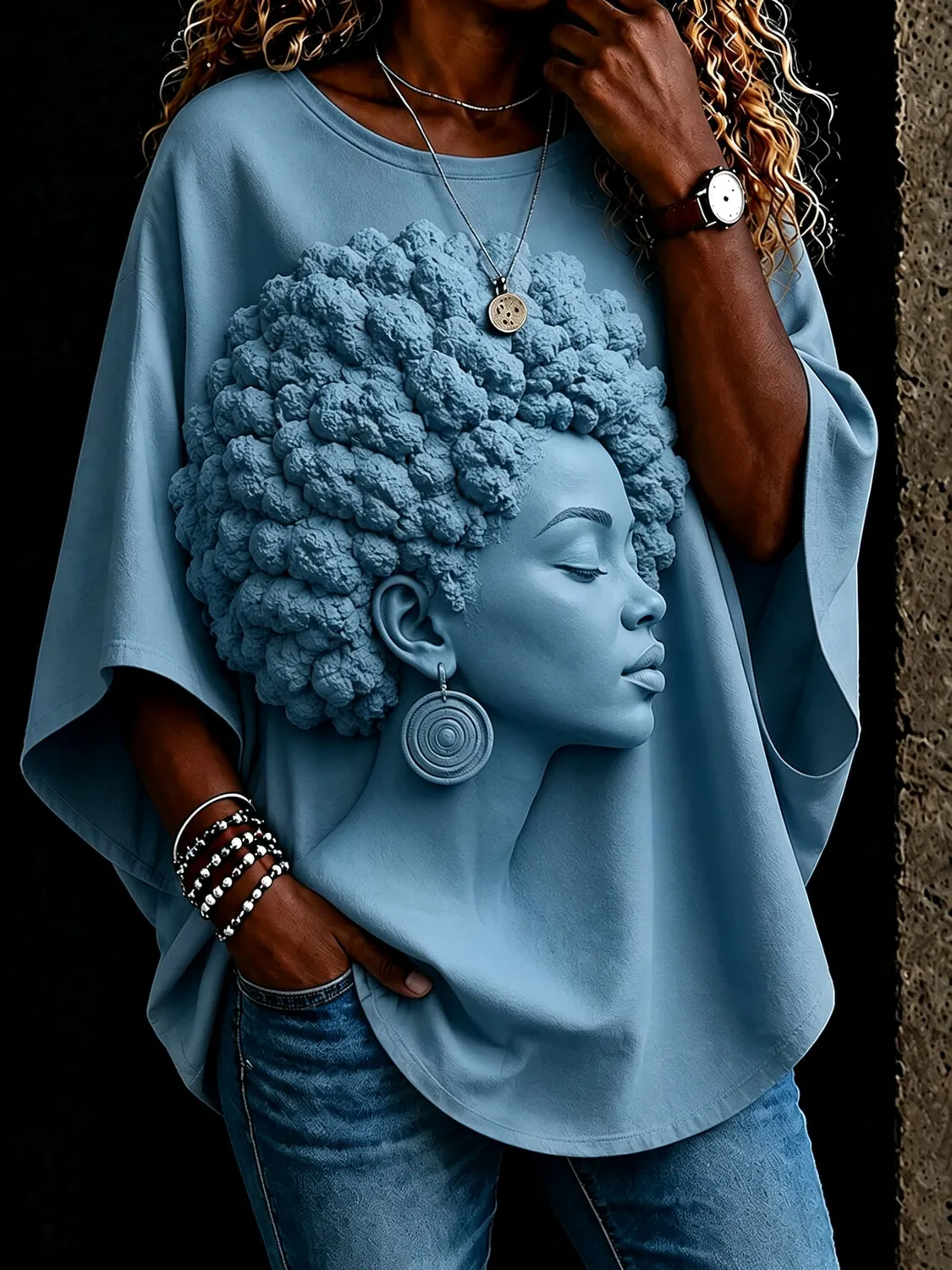 Women's Textured Afro Black Woman Portrait Large Hoop Earring Art Print Casual T-Shirt