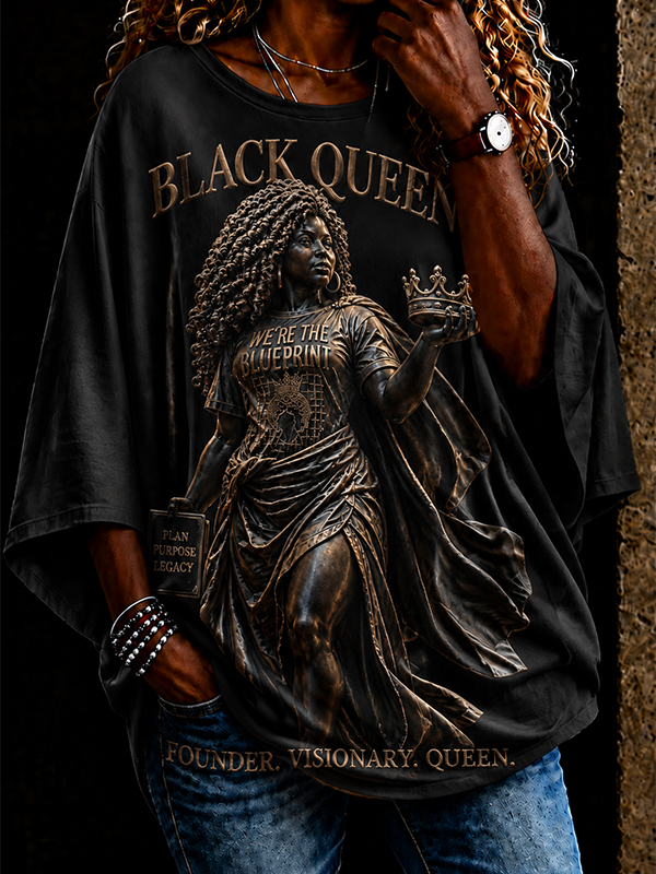 Women's Black Queen Crowned Statue Print Casual T-Shirt