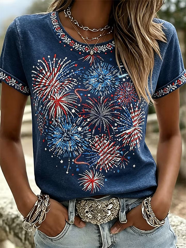 Women's USA Flag Day Fireworks Art Print Casual T-Shirt