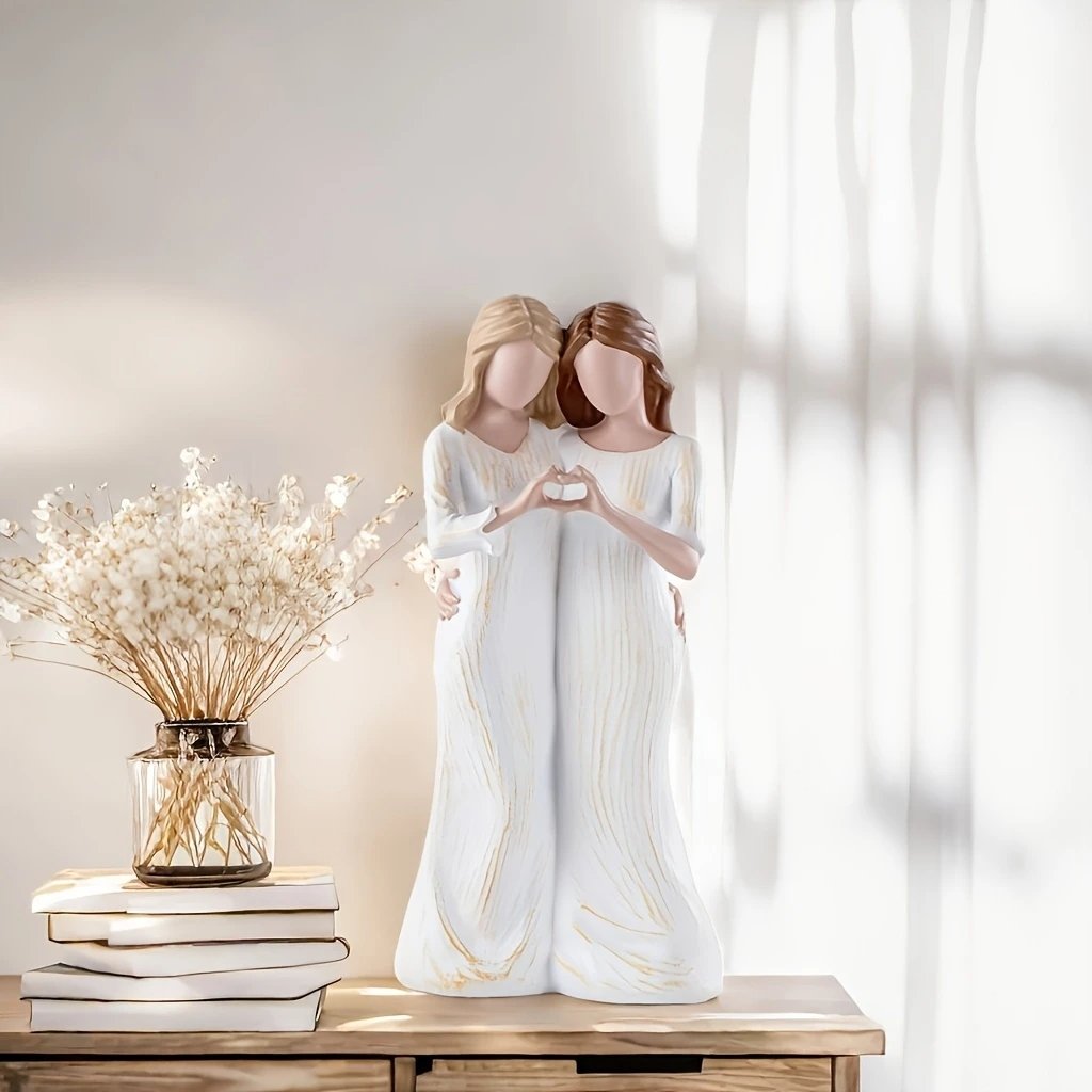 💕✨Mother and Daughter Close Heart Gesture Statue