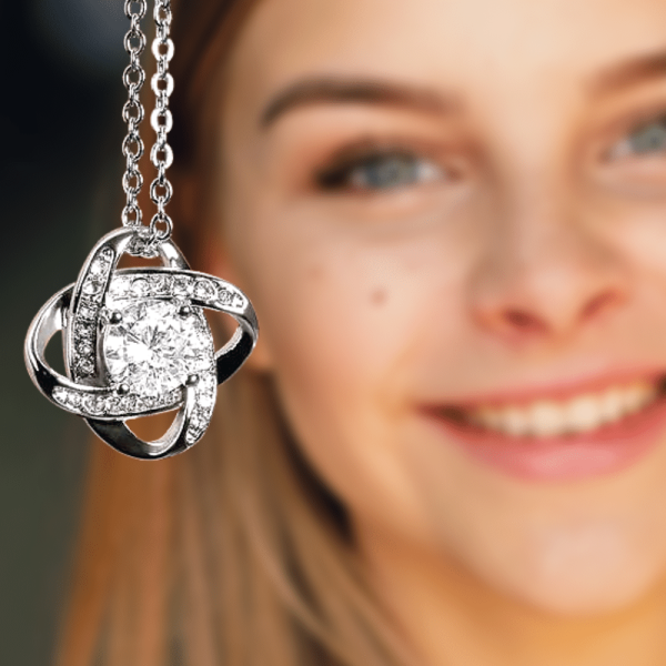 Castle Bliss To My Daughter - Believe In Yourself - Love Knot Necklace