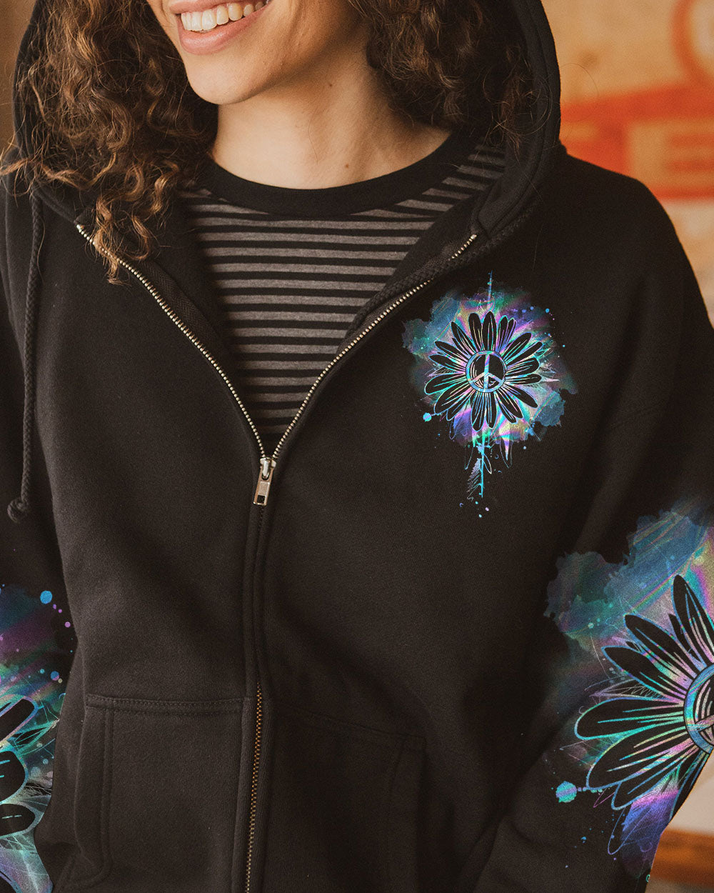 HIPPIE SOUL DAISY HOLOGRAM ALL OVER PRINT - TY2802231