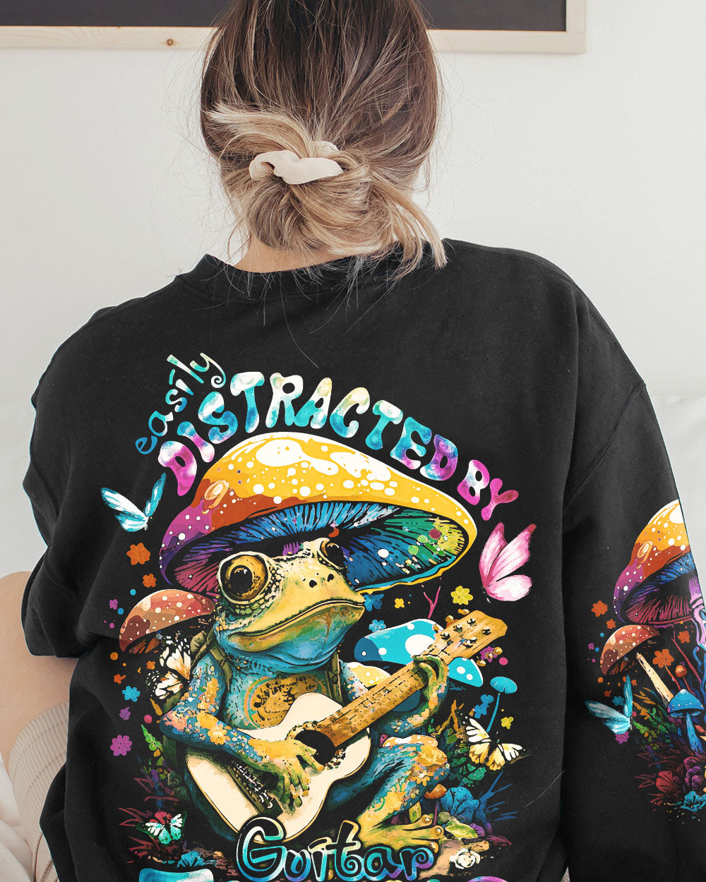 EASILY DISTRACTED BY GUITAR FROGS ALL OVER PRINT - TY2202231
