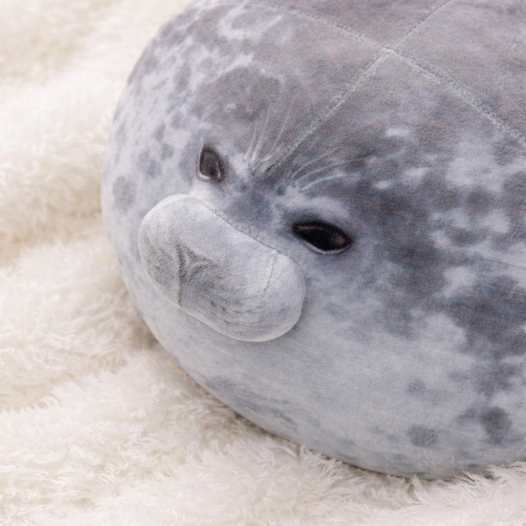 Lazy Chubby Seal