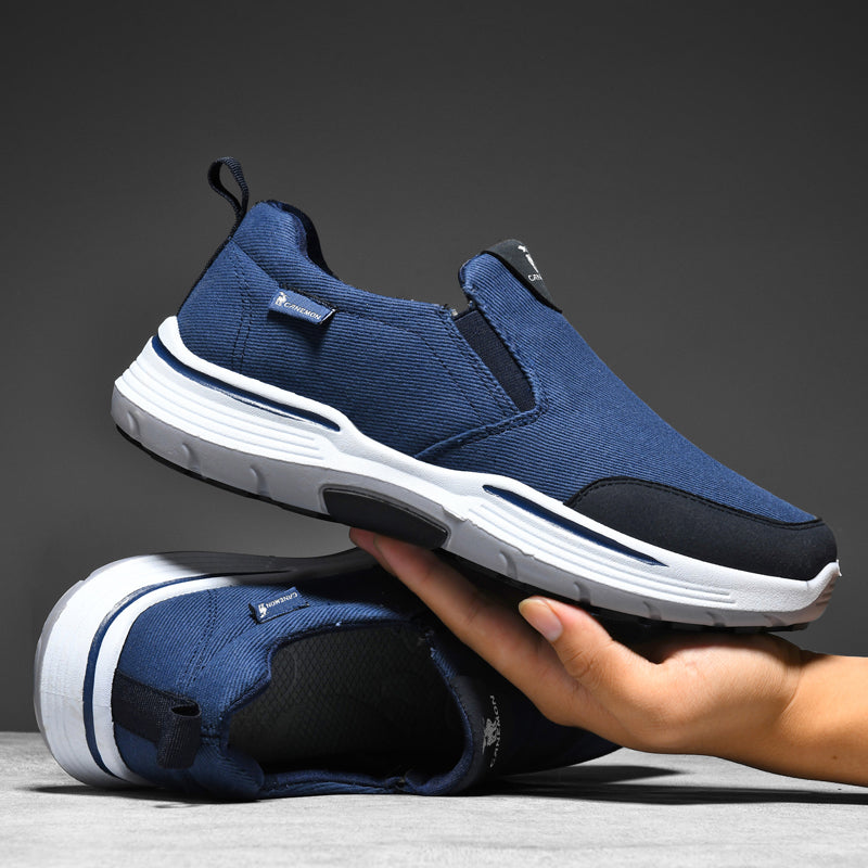 Men’s Slip-On Walking Shoes – Lightweight Cushioned Sole, Waterproof Mesh, Wide Toe Box, Arch Support & Non-Slip Traction