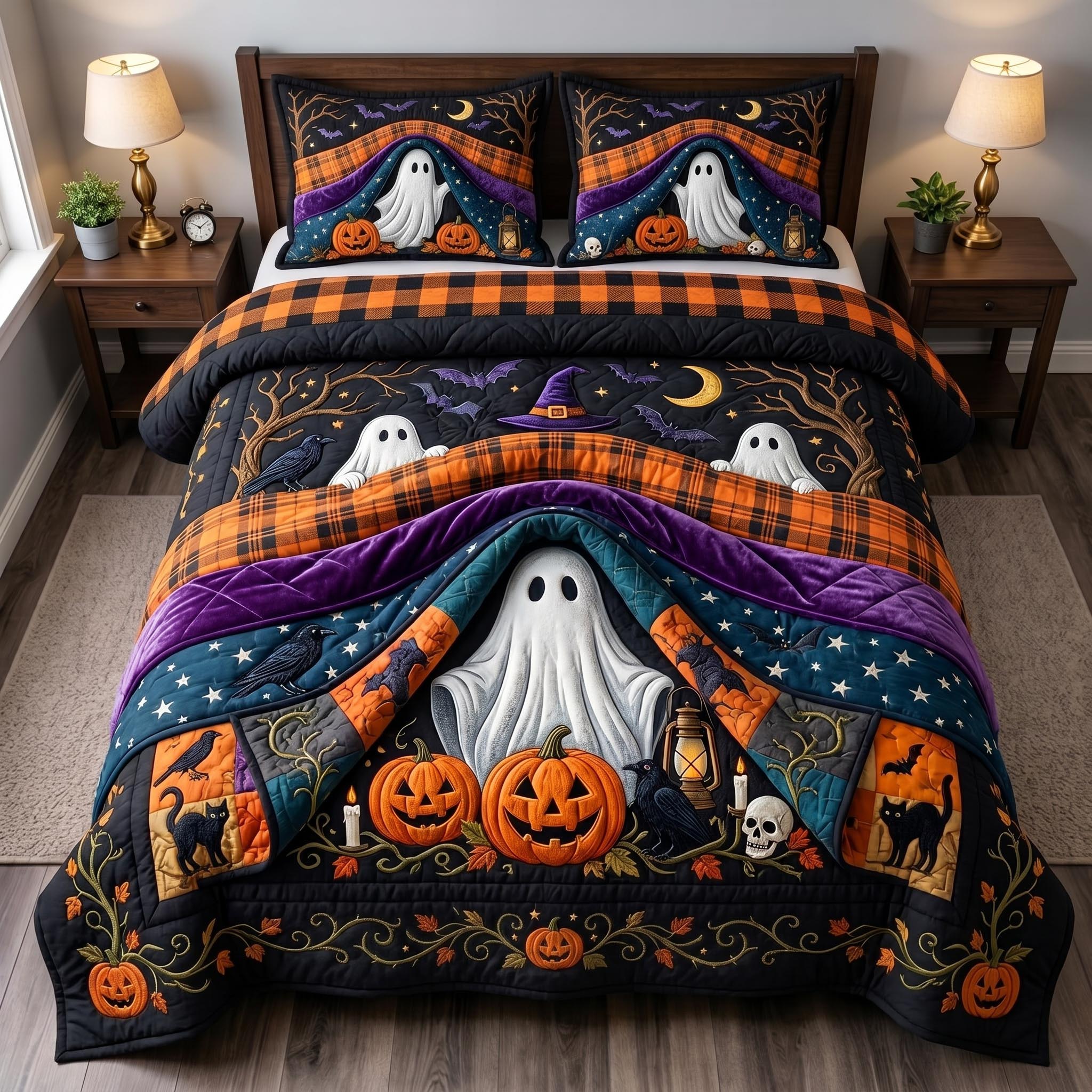 Cozy Ghost 3-Piece Quilted Bedding Set GFTOMA12726