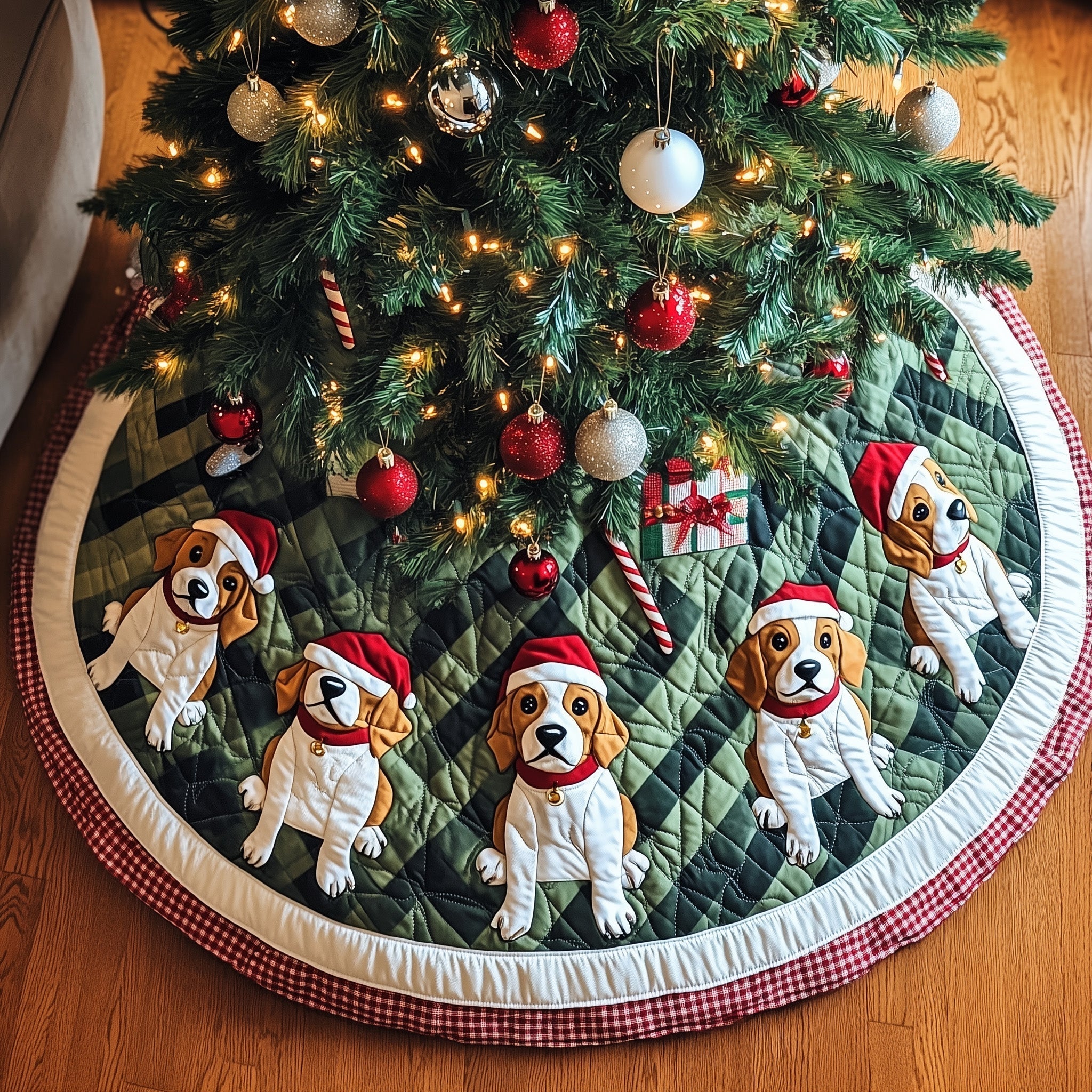 Adorable Beagle Quilted Tree Skirt GFTOTG767