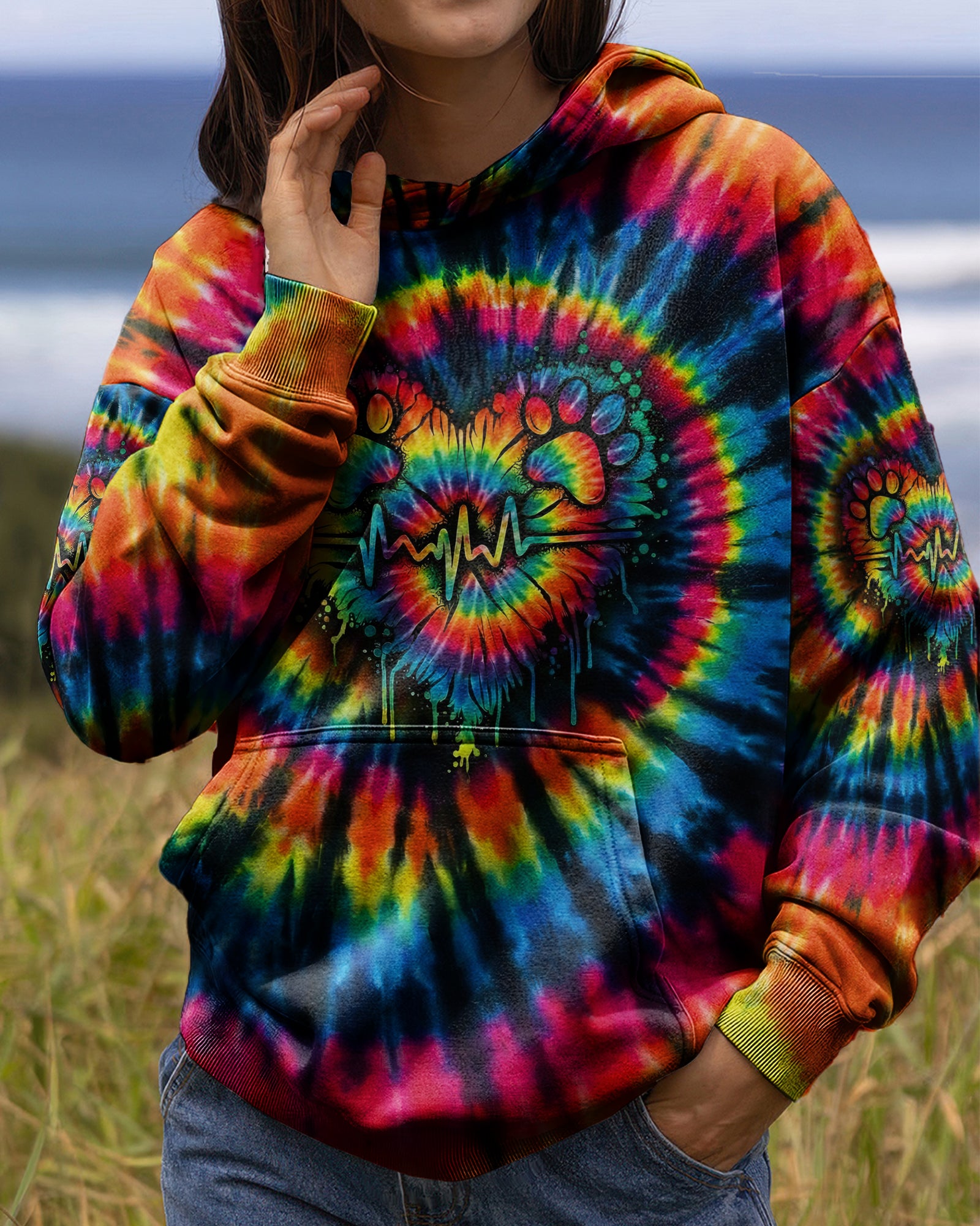 COLORFUL HEARTBEAT PAW ALL OVER PRINT - TYPQ2302262
