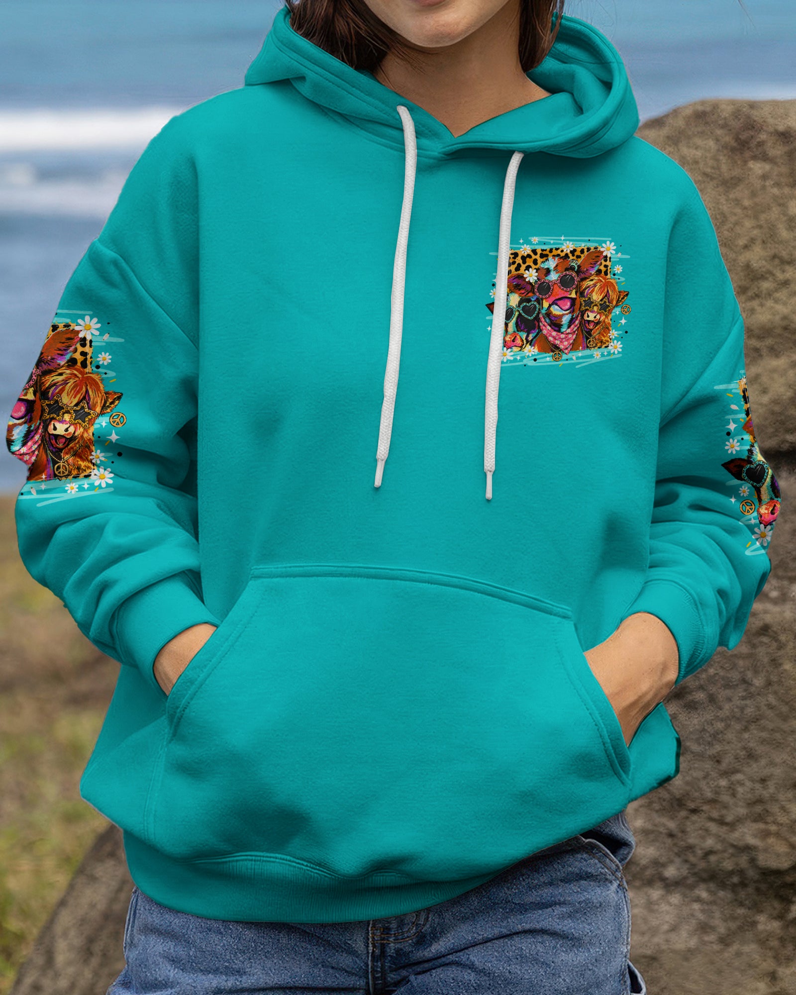 GOOD TIMES CRAZY FRIEND HIGHLAND COW ALL OVER PRINT - TLNO2207261
