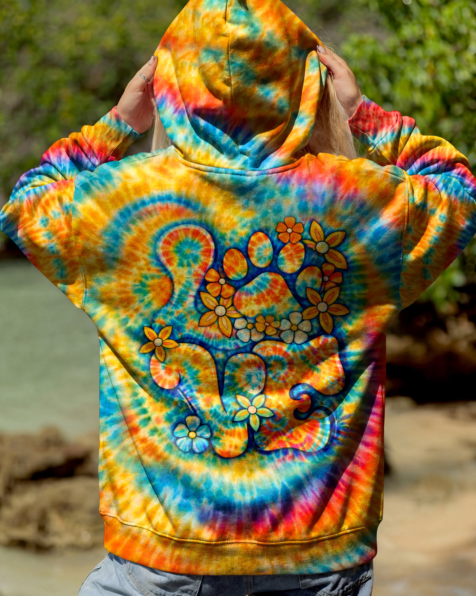 LOVE PAW PRINT SWIRL ALL OVER PRINT - TLHN2503252