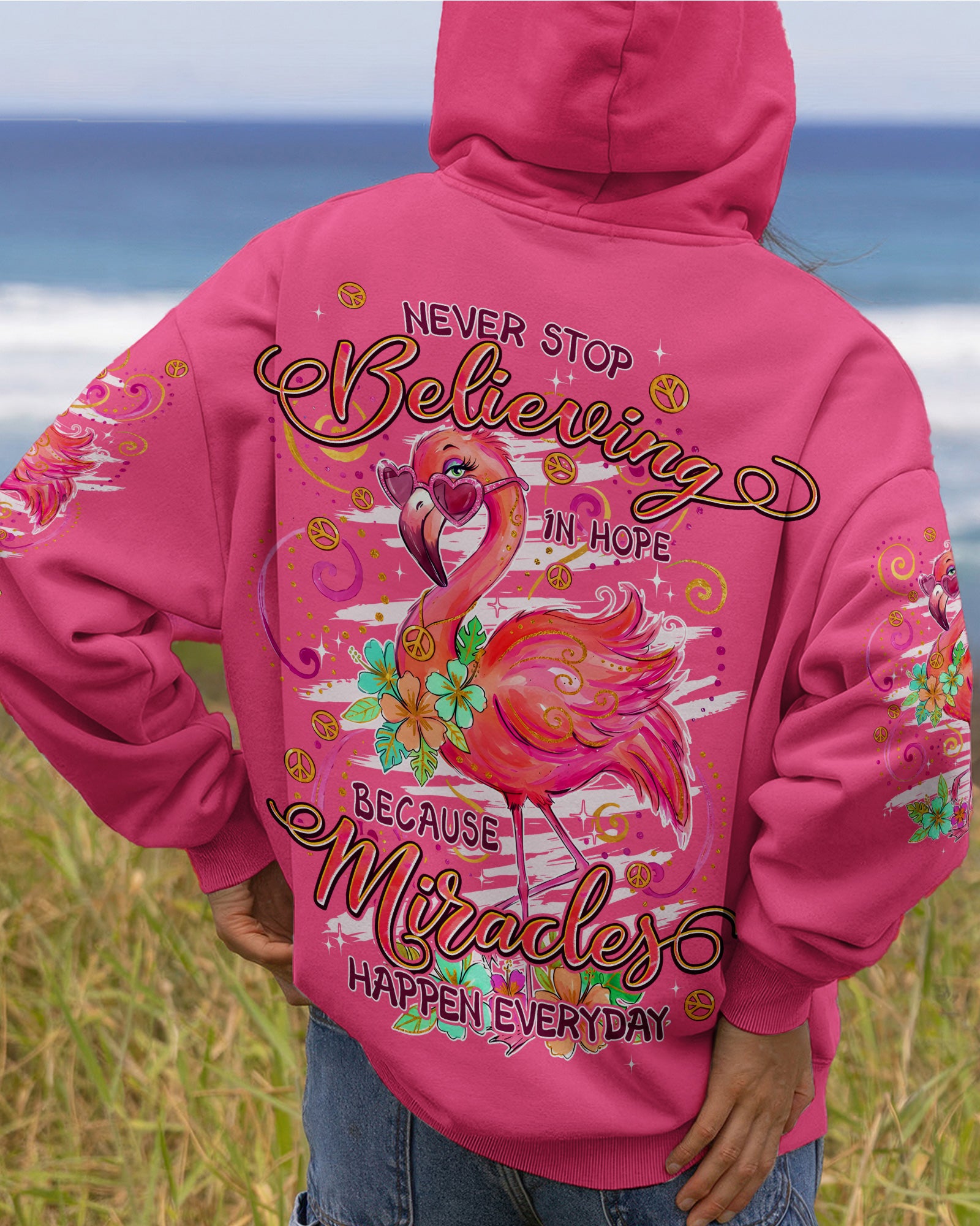 MIRACLES HAPPEN EVERYDAY FLAMINGO ALL OVER PRINT - TYPQ3006261