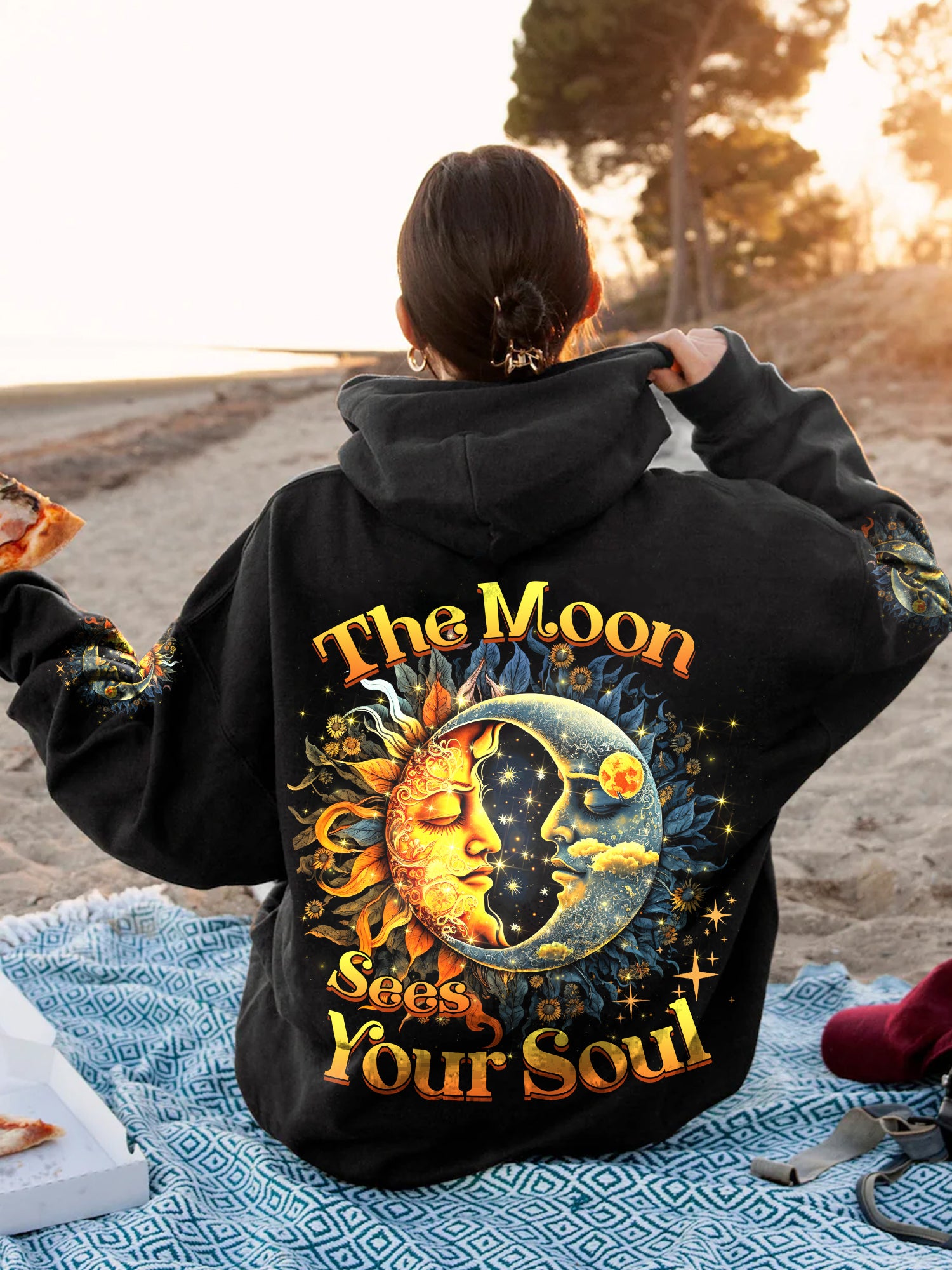 THE MOON SEES YOUR SOUL ALL OVER PRINT - TYTD0604233