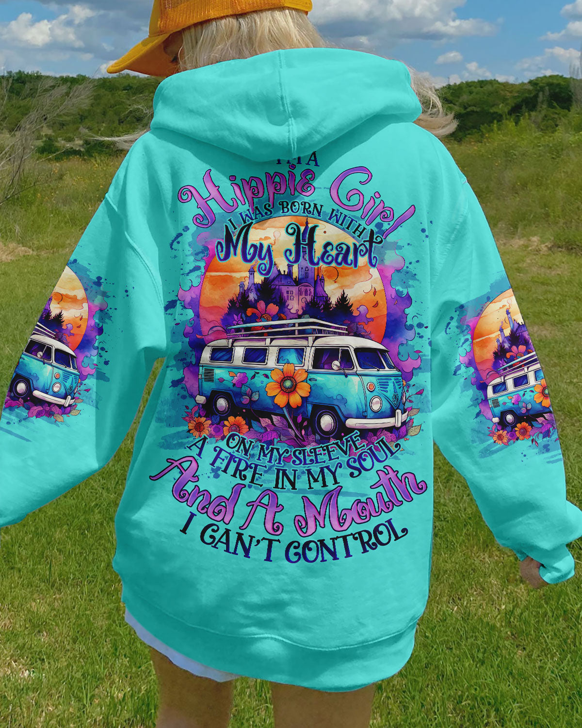 I'M A HIPPIE GIRL ALL OVER PRINT - TLNO1508232