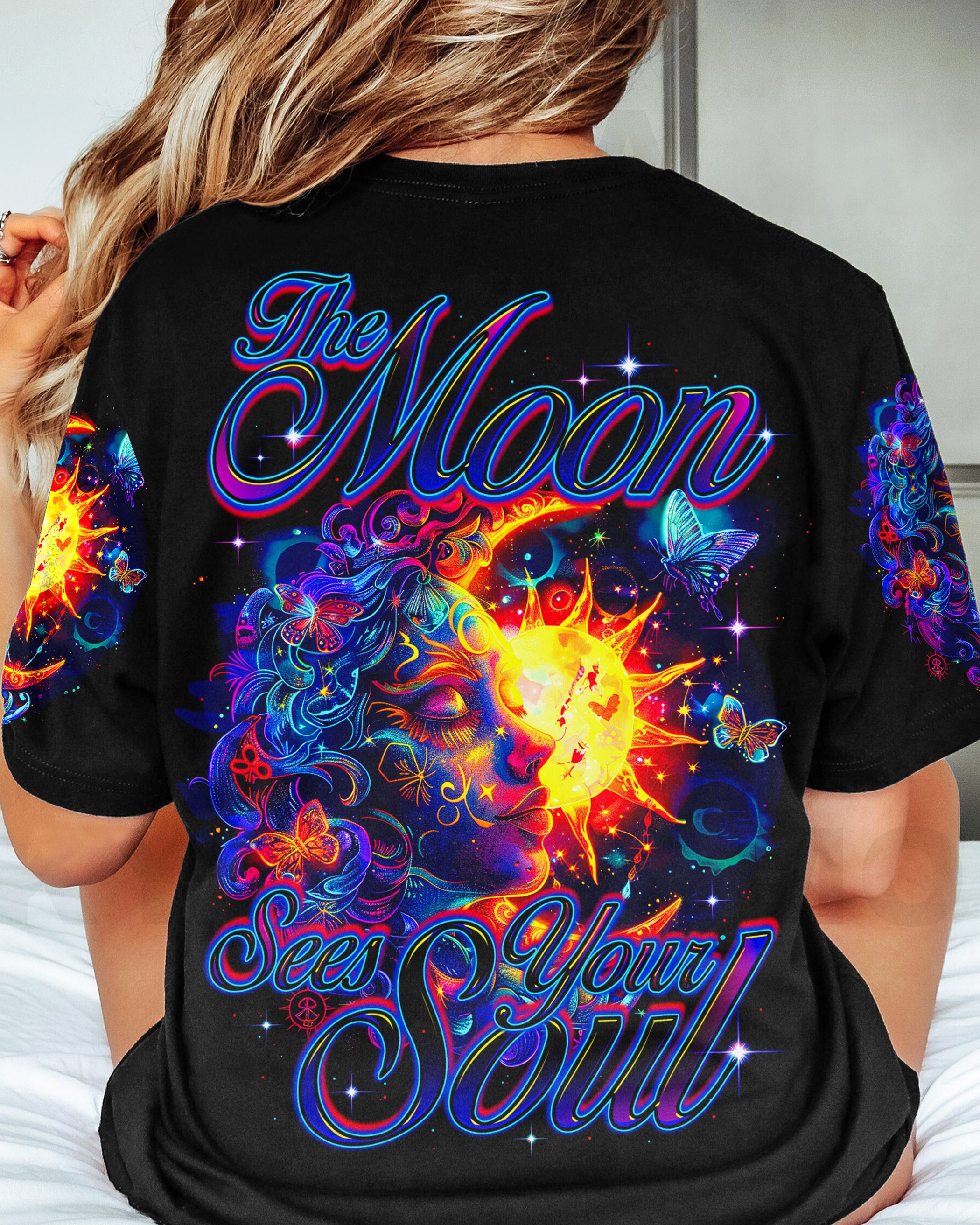 THE MOON SEES YOUR SOUL ALL OVER PRINT - TY2802241