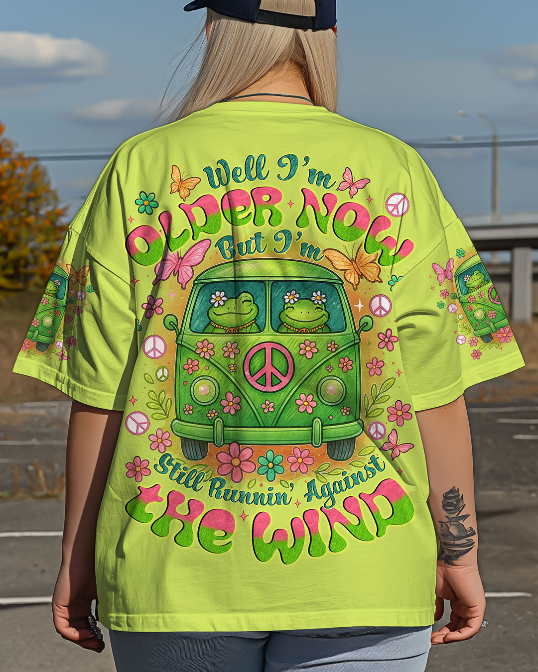 RUNNING AGAINST THE WIND FROGS ALL OVER PRINT - TYTM0204251