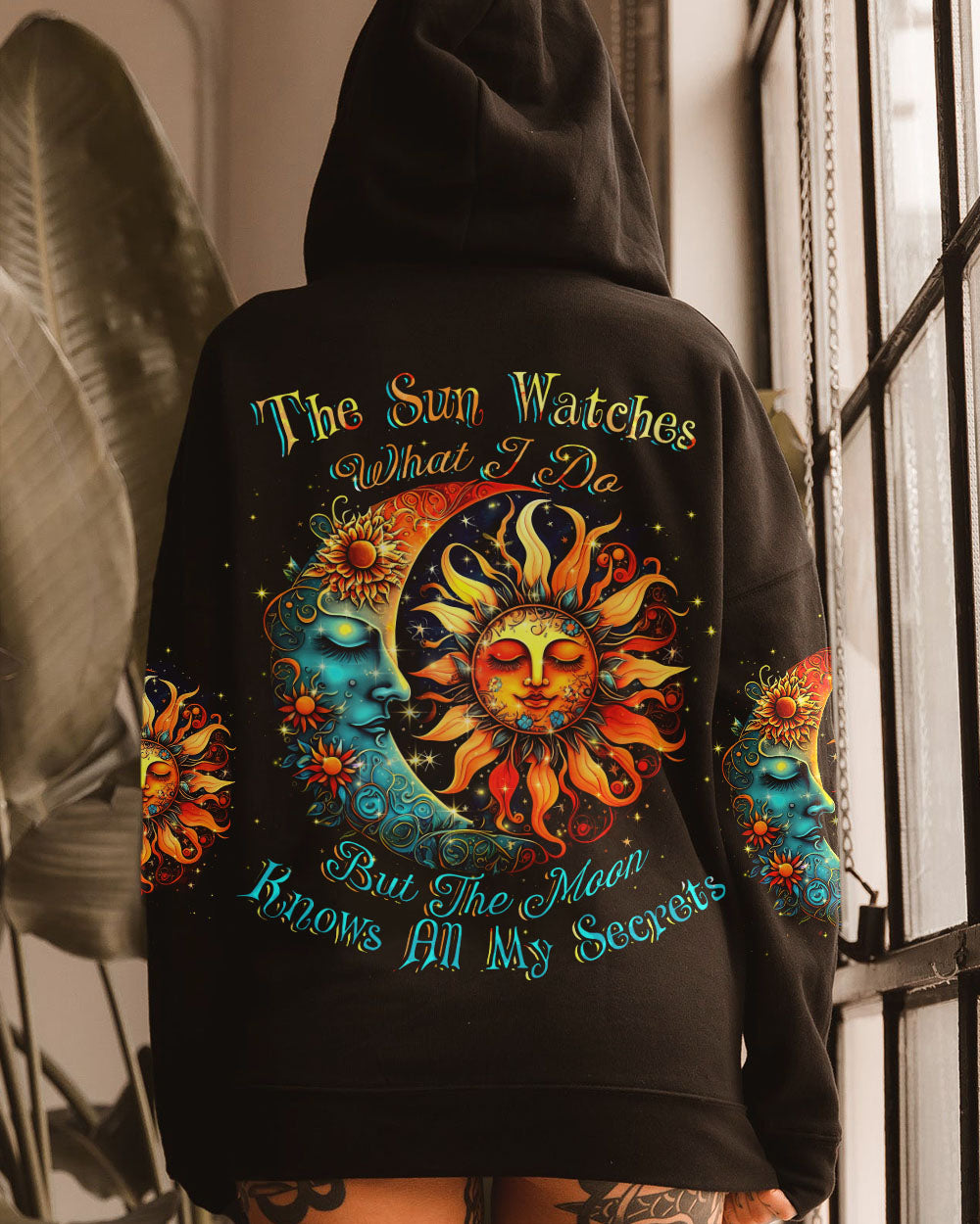 THE SUN WATCHES WHAT I DO ALL OVER PRINT - TYTD2104232
